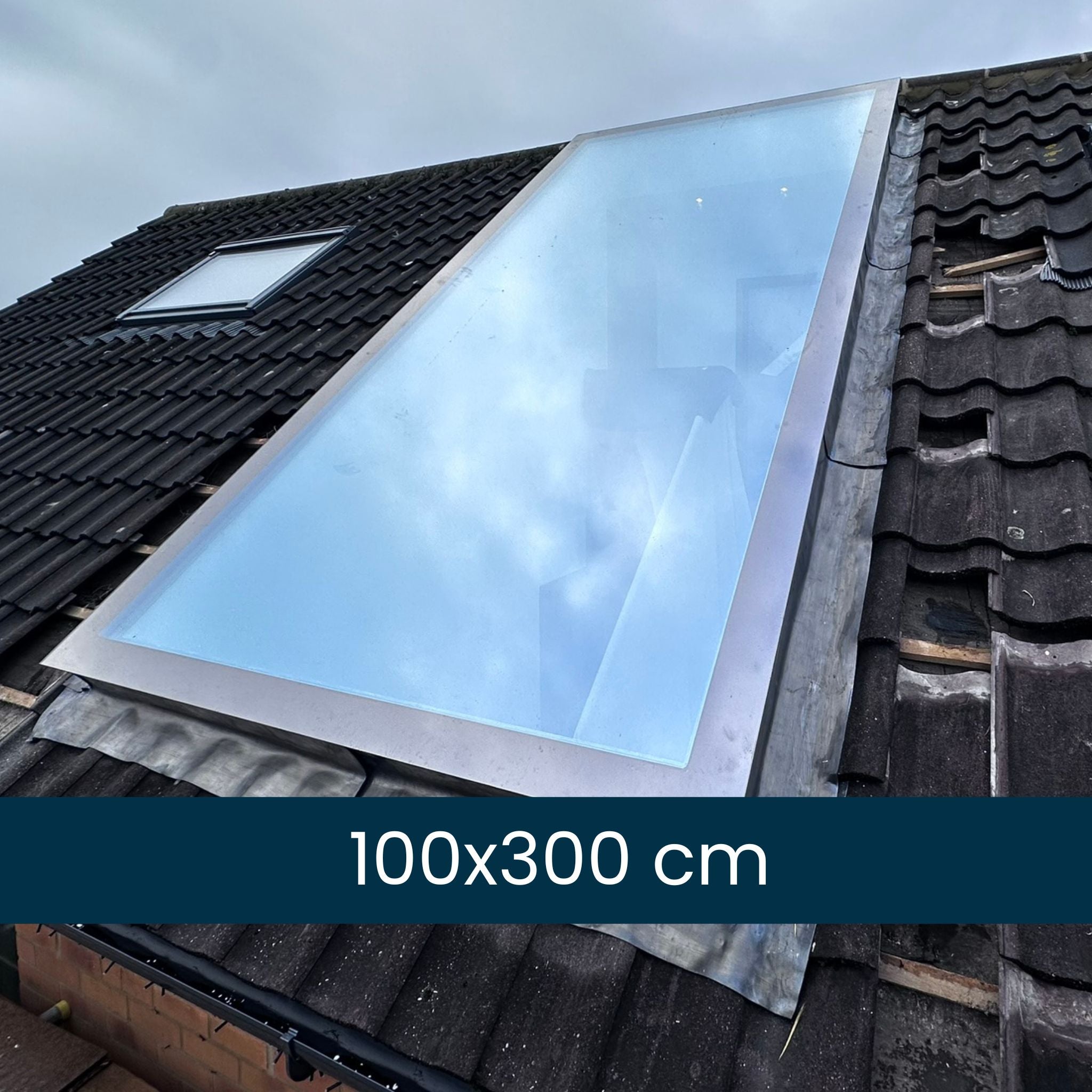 Fenêtre de toit incliné 100 x 300 cm
